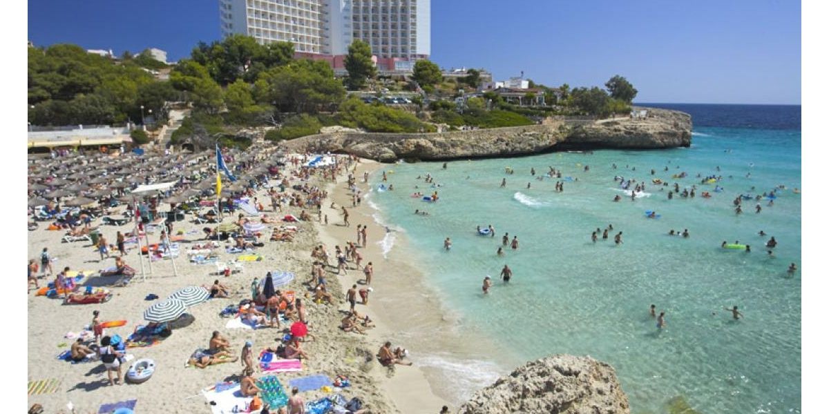 Playa Calas de Mallorca.