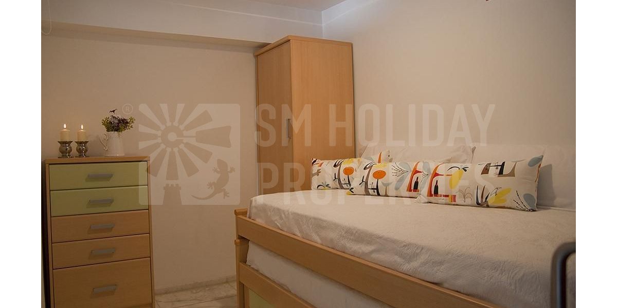 Playa de Alcudia apartment rental - Lovely "nest bedroom" twin brand..